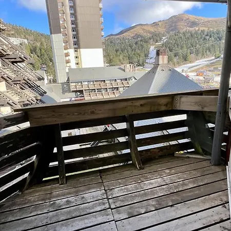 Agreable Avec Balcon Se, Proximite Pistes Et Commerces, 2e Etage, Animaux Acceptes - Fr-1-787-27 * Laveissière